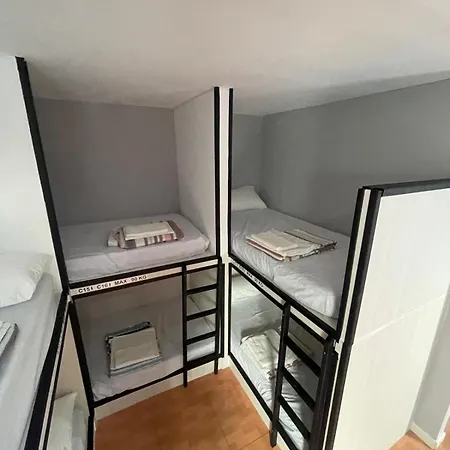 Hego Haize Zarautz Hostel *